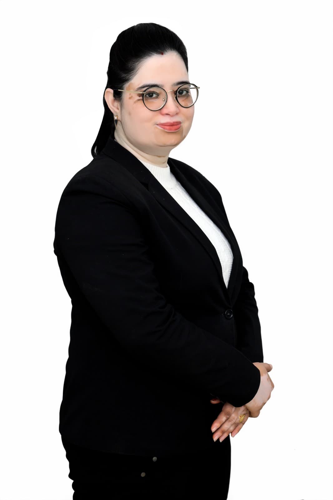 Adv. Meenakshi
